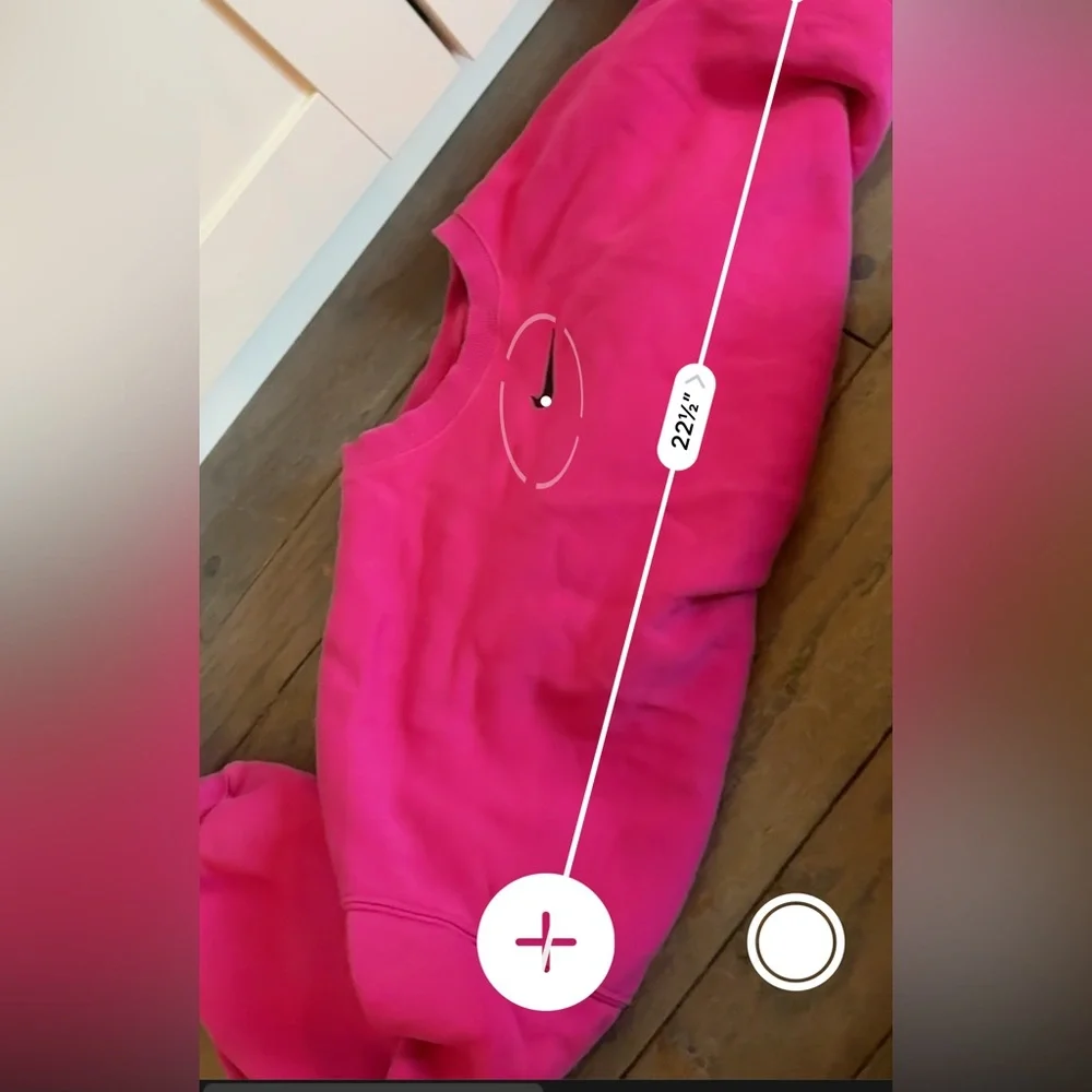 Nike Women's Pink Cropped Loose Fit Crew Neck Sweatshirt Size Medium - Picture 4 of 5